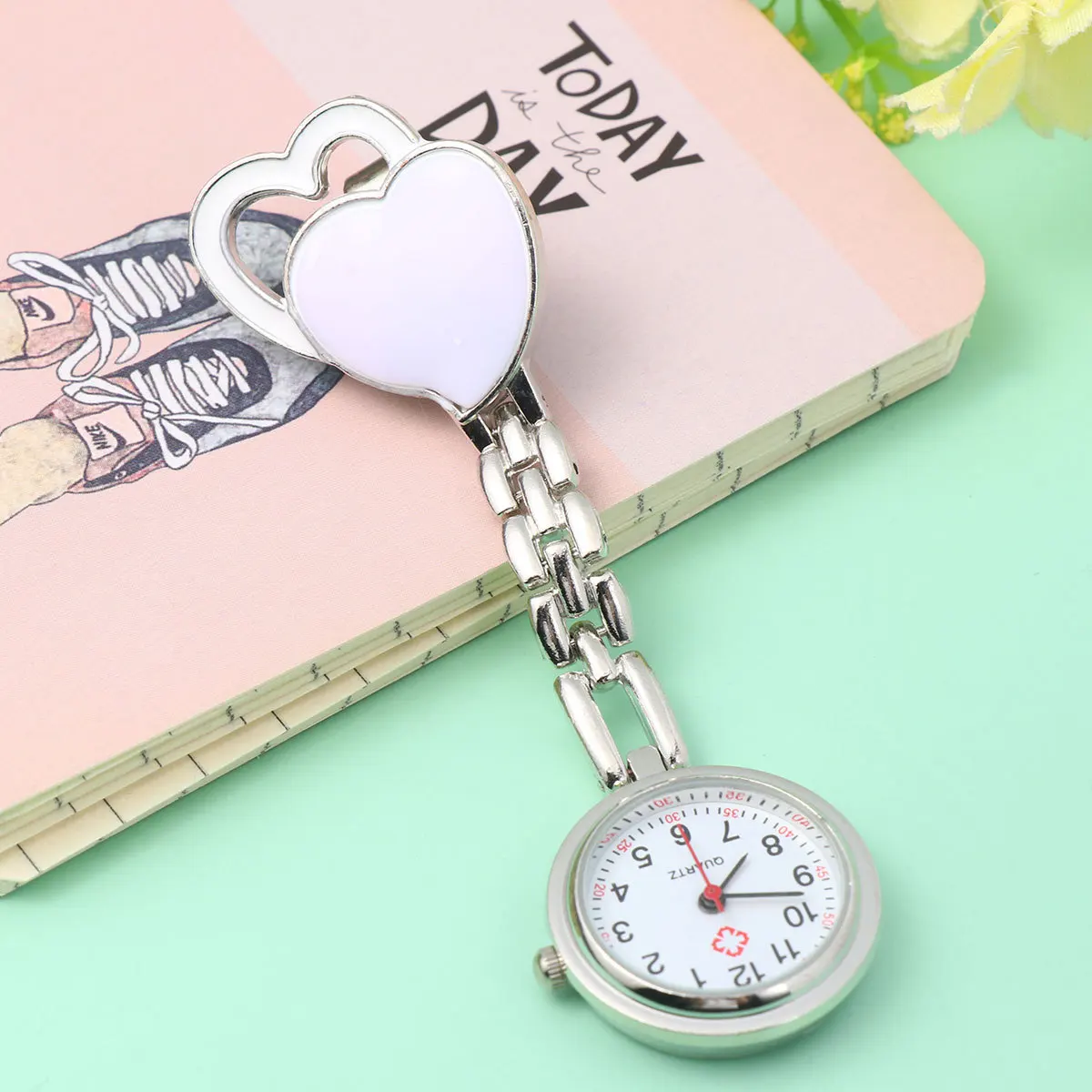 Orologio da Parete a Forma di Cuore Impermeabile, Decorativo e Creativo per Uso Moda