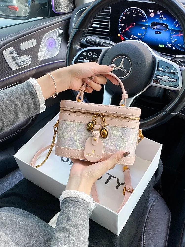 fashionable-embroidered-box-bag-women's-spring-summer-new-high-end-chain-crossbody-bag-skt-sty-stylish-handbag-for-youth