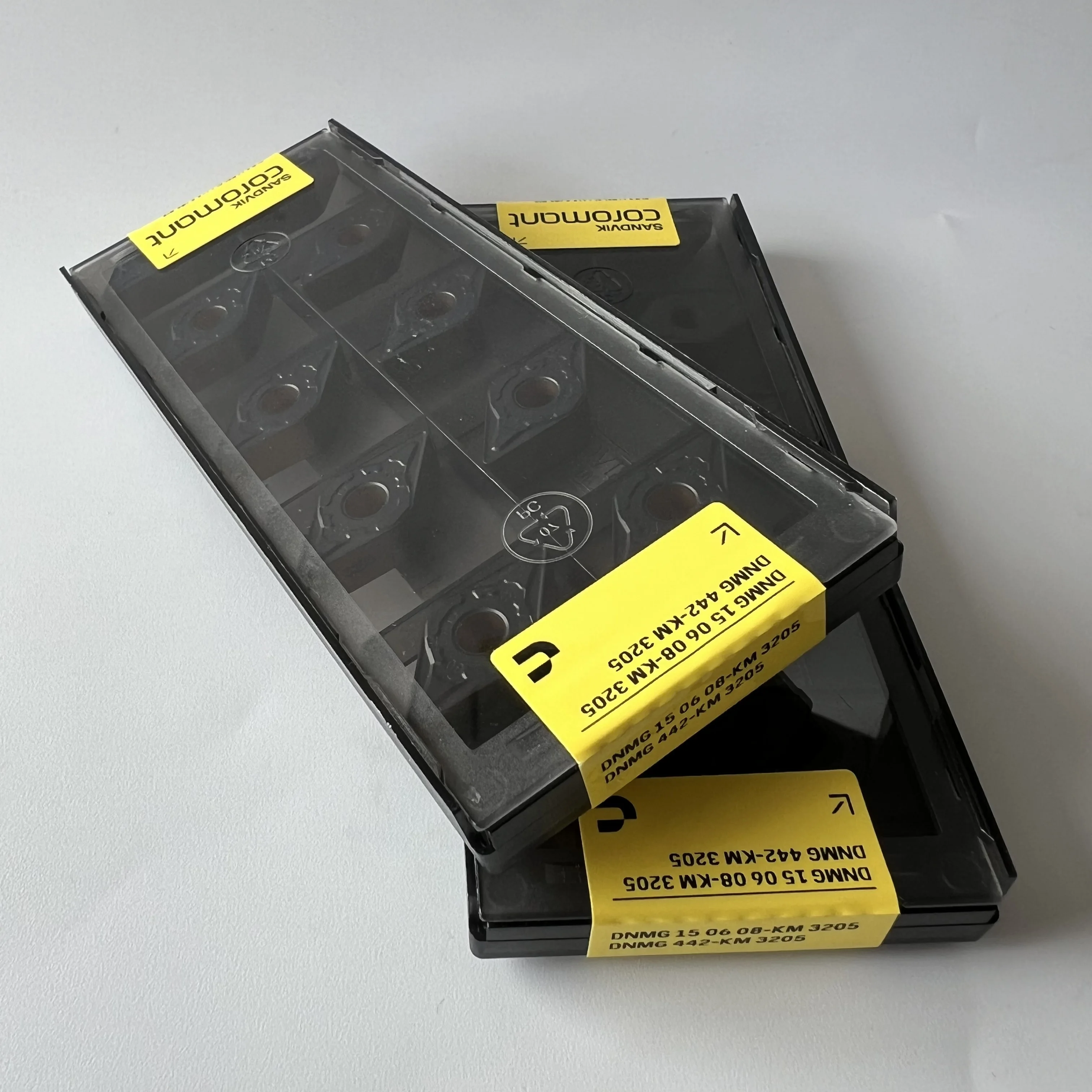 

DNMG150608-KM 3205 ЛЕЗВИЕ ЧПУ