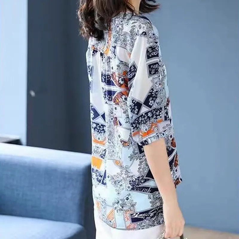 Elegante V-ausschnitt Taste Bluse Mode Gespleißt frauen Kleidung Vintage Gedruckt Sommer Dünne Halbe Hülse Koreanische Beiläufige Lose Hemd