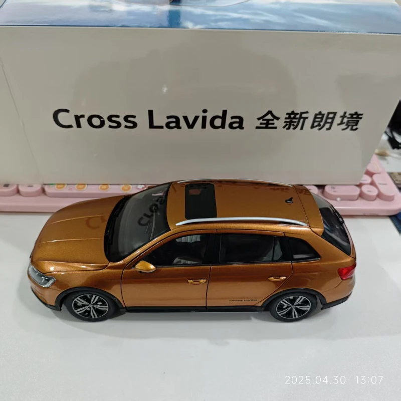 Flaw Diecast 1/18 Maßstab Volkswagen Lavida Legierung Auto Modell Cross Lavida Spielfahrzeuge Sonderangebot Modell Original Box