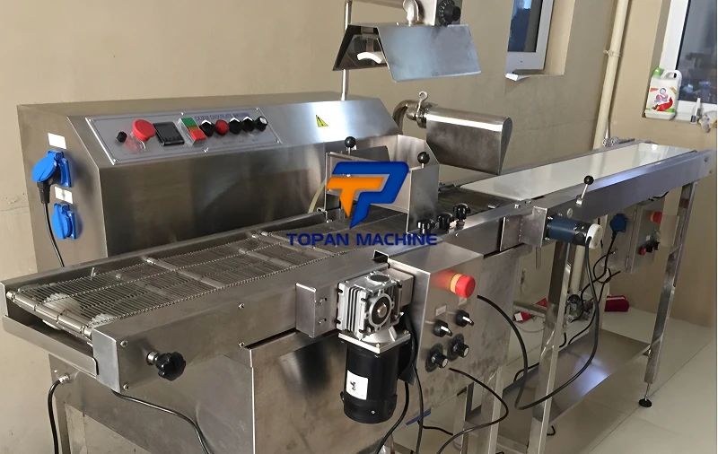 

Stainless Steel Small Scale Enrobing Food Cooling Tunnel Automatic Cookie Dates Bar Chocolate Coating Machine