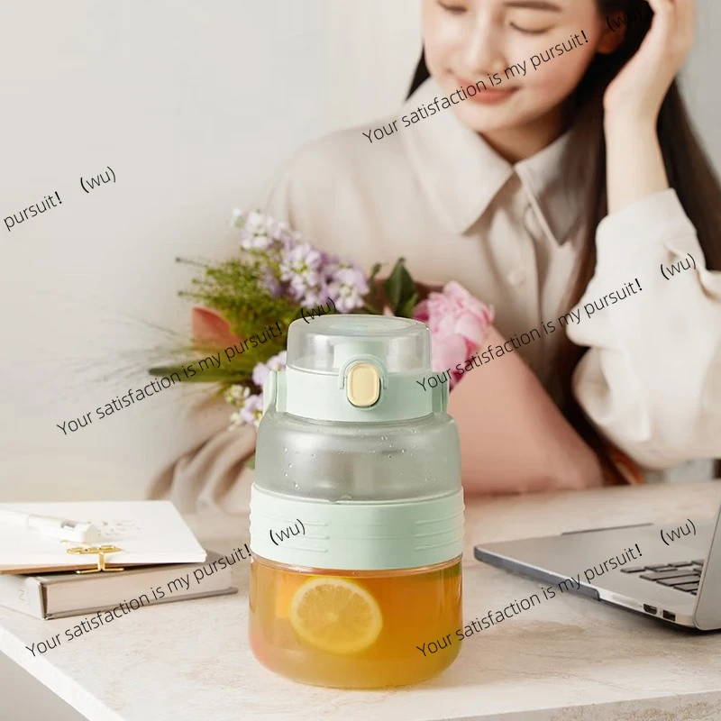 

Household portable juicing cup, freshly squeezed is more delicate, a cup of double drink (excluding liquid)