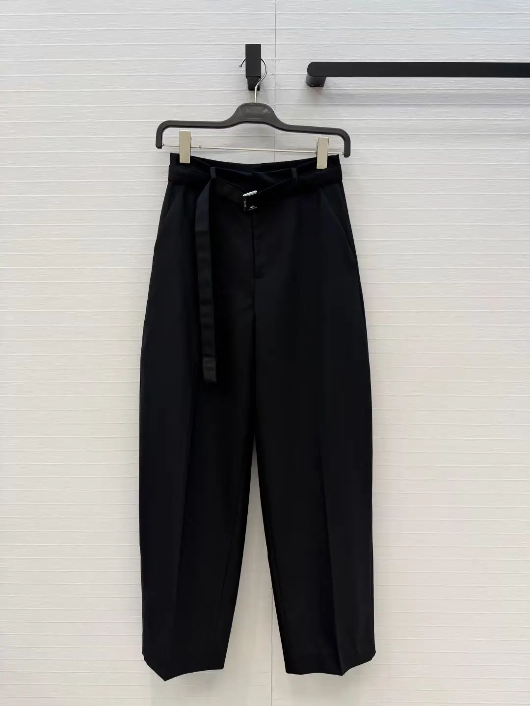 New Arrival Women Tie‑waist Casual Wool Trousers, Fine‑woven Wool Fabric 3D Tailoring Curved Cutter Pants, Ideal For Pear Shaped