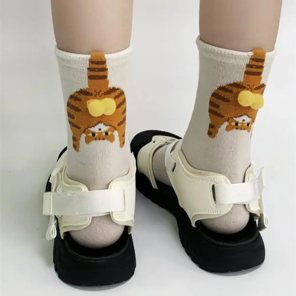 

29cm Cute Cat Socks With Balls 3D Fuzzy Balls Novelty Funny Animal Socks Women's Soft Cotton Crew Socks For Cat Lovers Gifts