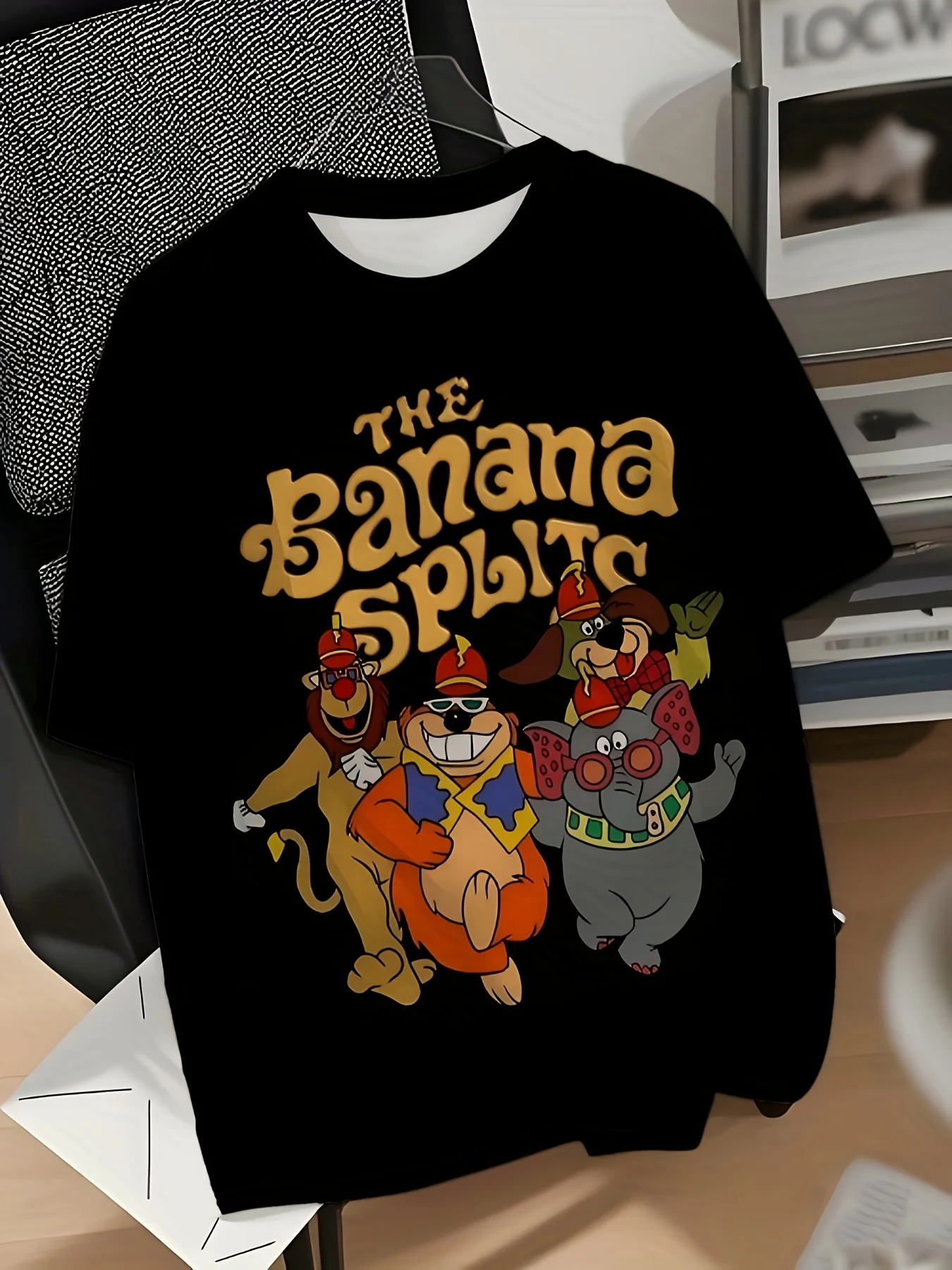 

Plus Size Men's Hip-Hop Cartoon Animal Print T-Shirt - "The Banana Splits" Graphic, Black Casual Short Sleeve Round Neck Tee