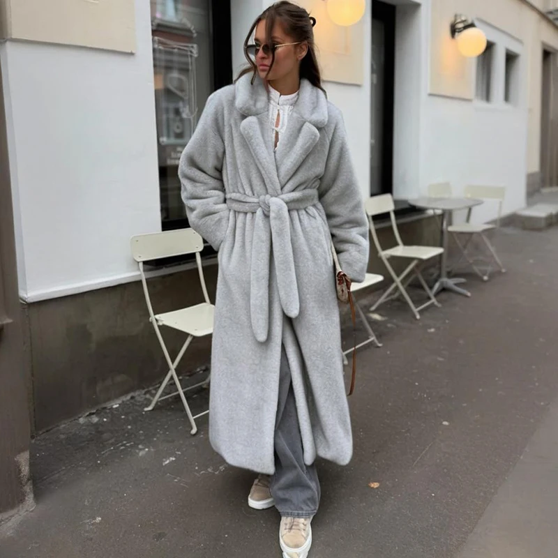 トルノバ ベルト付きフェイクミンクファーコート レディース 2025 秋冬 ベージュ ファー ロングジャケット 高級ブランド 暖かいアウターウェア オーバーコート