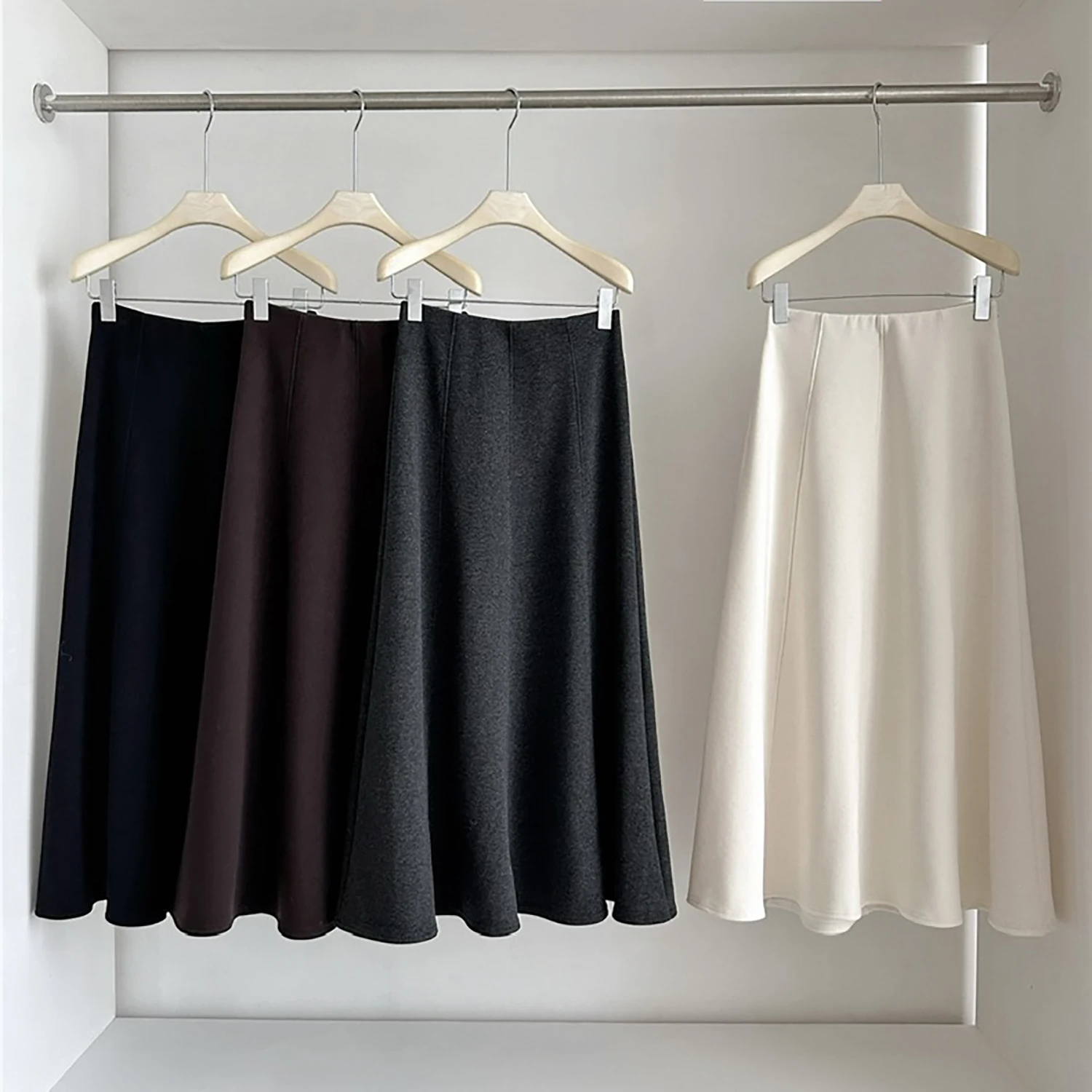 Rok A-Line Panjang Selutut Bahan Wol untuk Wanita Musim Gugur Musim Dingin, Rok Payung Berpinggang Tinggi Berbahan Fleece, Gaya Prancis yang Lembut untuk Kerja Sehari-hari