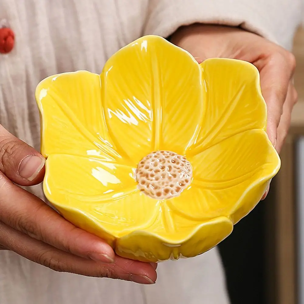 Key Storage Box Tulip Shape Flower Jewelry Tray Solid Ceramic Small Trinket Dish Petal Design Elegance Trinket Tray Office Desk