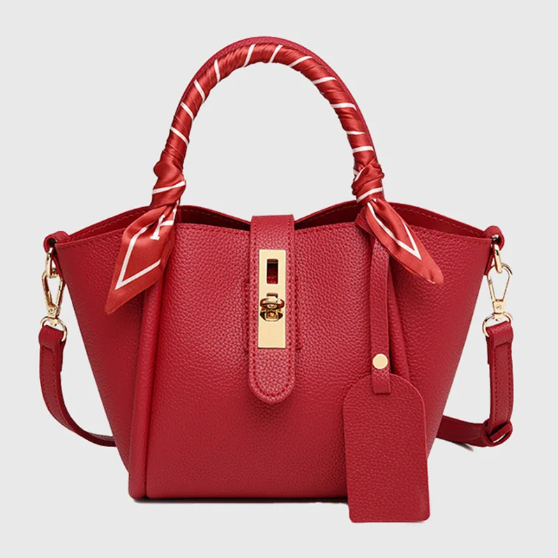 

Women's new 2025 summer handbag luxury designer stylish pu leather commuter one shoulder tilt square shoulder horizontal bag
