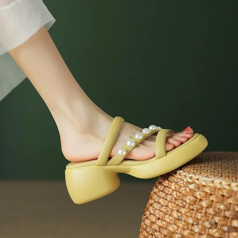 

Slides Outside Casual Women's Slippers and Ladies Sandals Elegant Fashionable New Collection Non Slip Summer Sale Unique Shoes