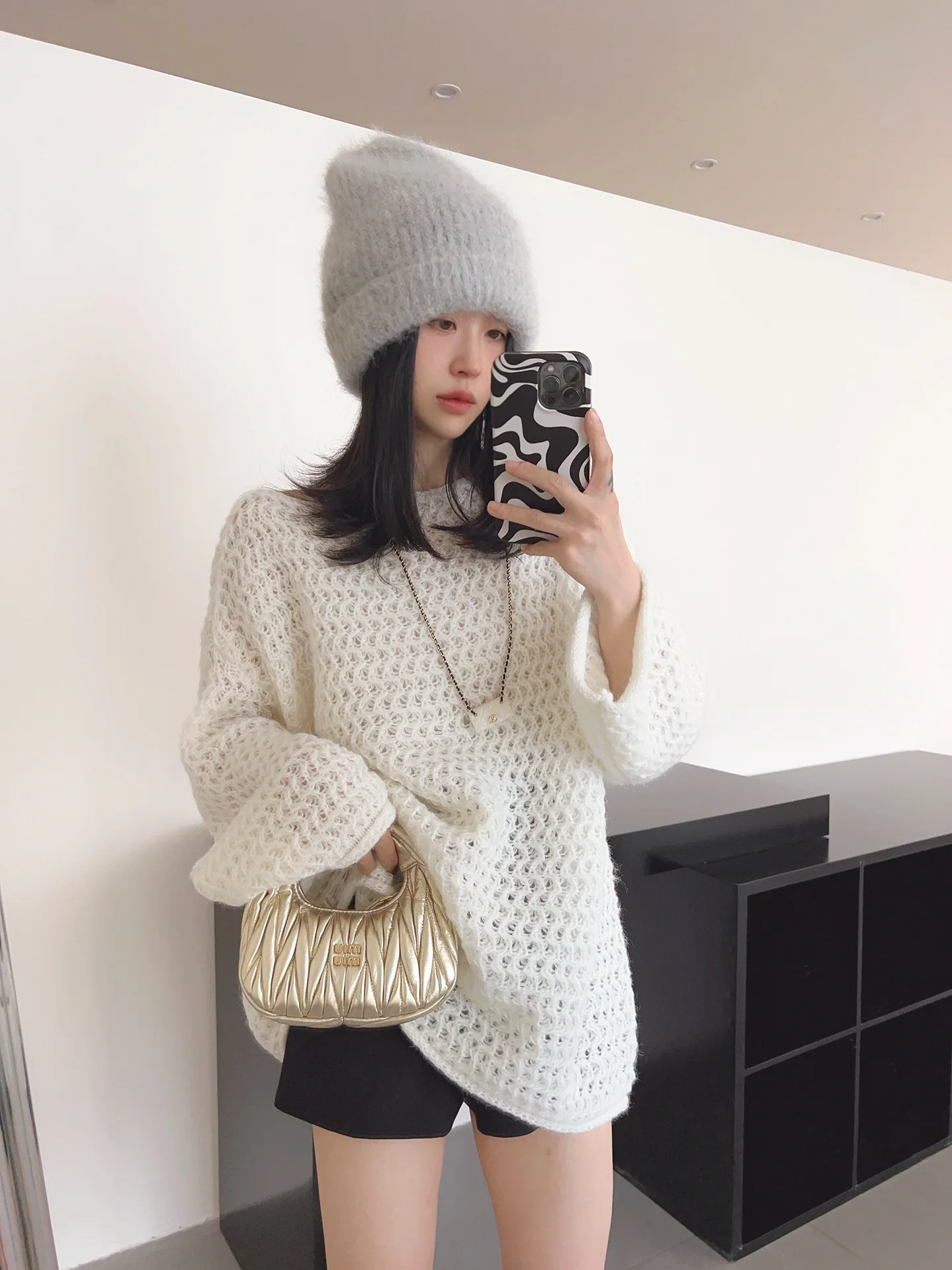 

Hellokay Lazy Sle Long Sve Knitted Sweater Women's Loose Fit Overhead Top Autumn Winter Fufu Texture Camere Blend Soli...