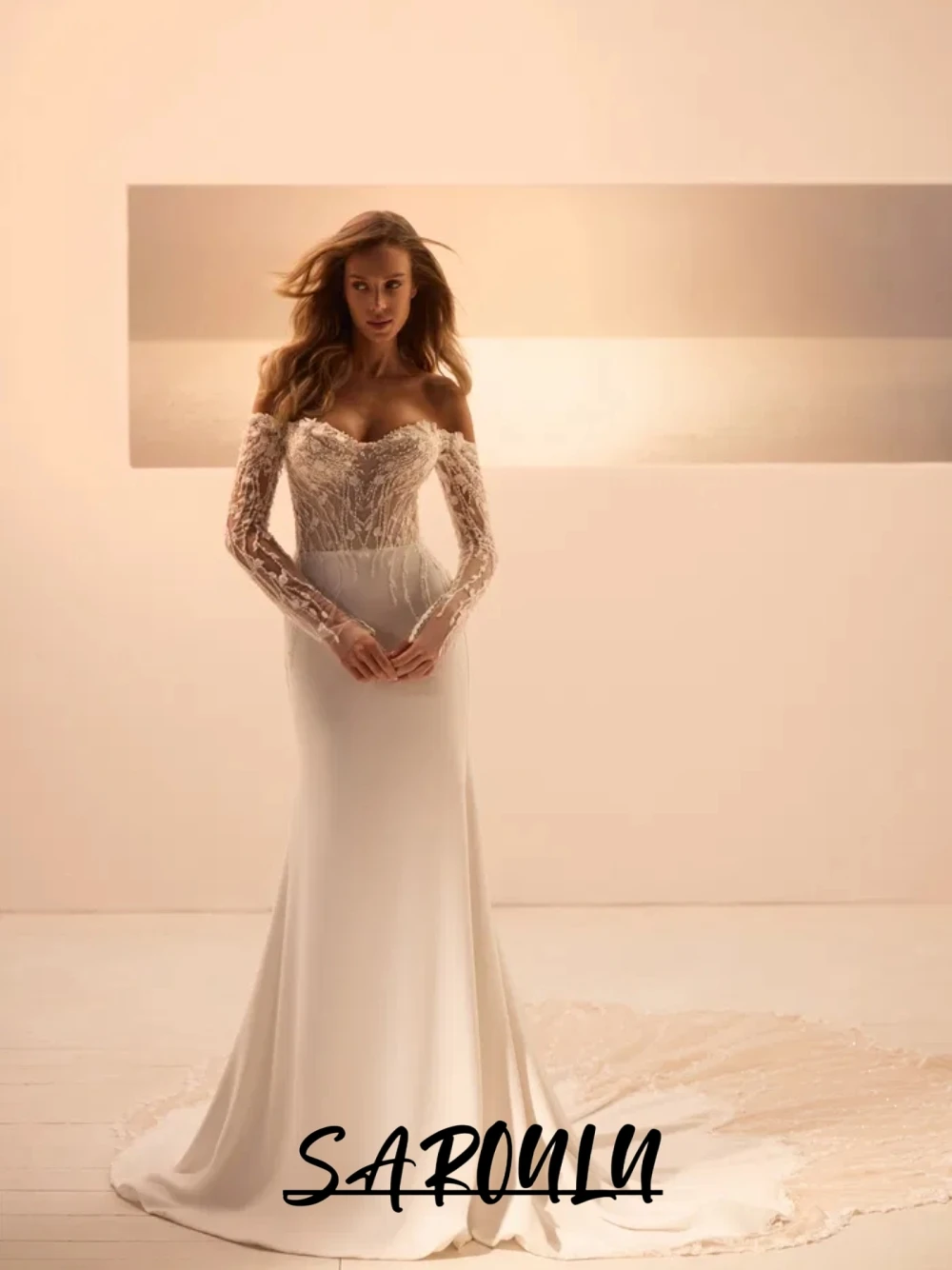 

Slim Fitted Bridal Gown For Women Semi-sheer Lace Corset Bodice Beaded Off Shoulder Wedding Dress With Floral Train Customized