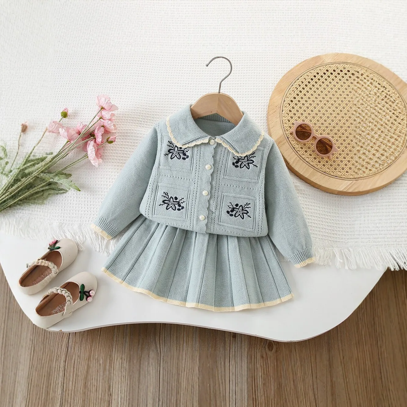 Girl Sweater Two Price Sets Autumn Winter New Korean Fashion Flower Single Breast Knit Sweater Long Sleeve Two Price Sets