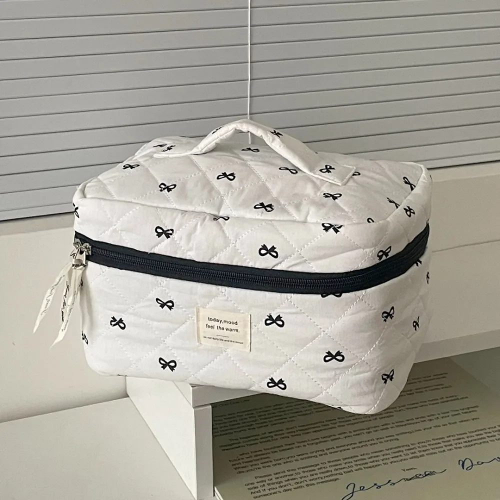 Borsa per cosmetici portatile da donna con fiocco blu Borsa da viaggio di grande capacità Borsa portaoggetti Astuccio per matite Borse per il lavaggio con cerniera Regali