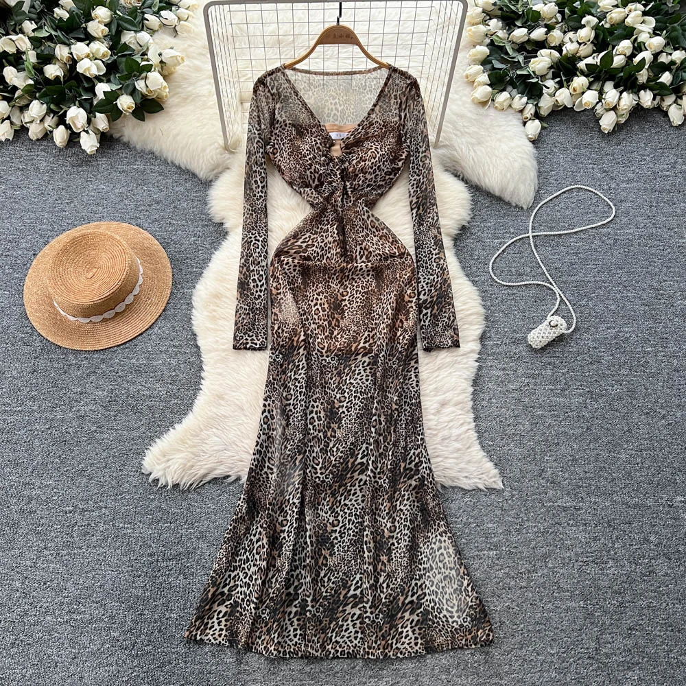 2025 Summer French Sexy Leopard Print Cutout Slim-fit Dress Women's V-neck High-waist Long Sleeve Hip-hugging Dress Hotsweet