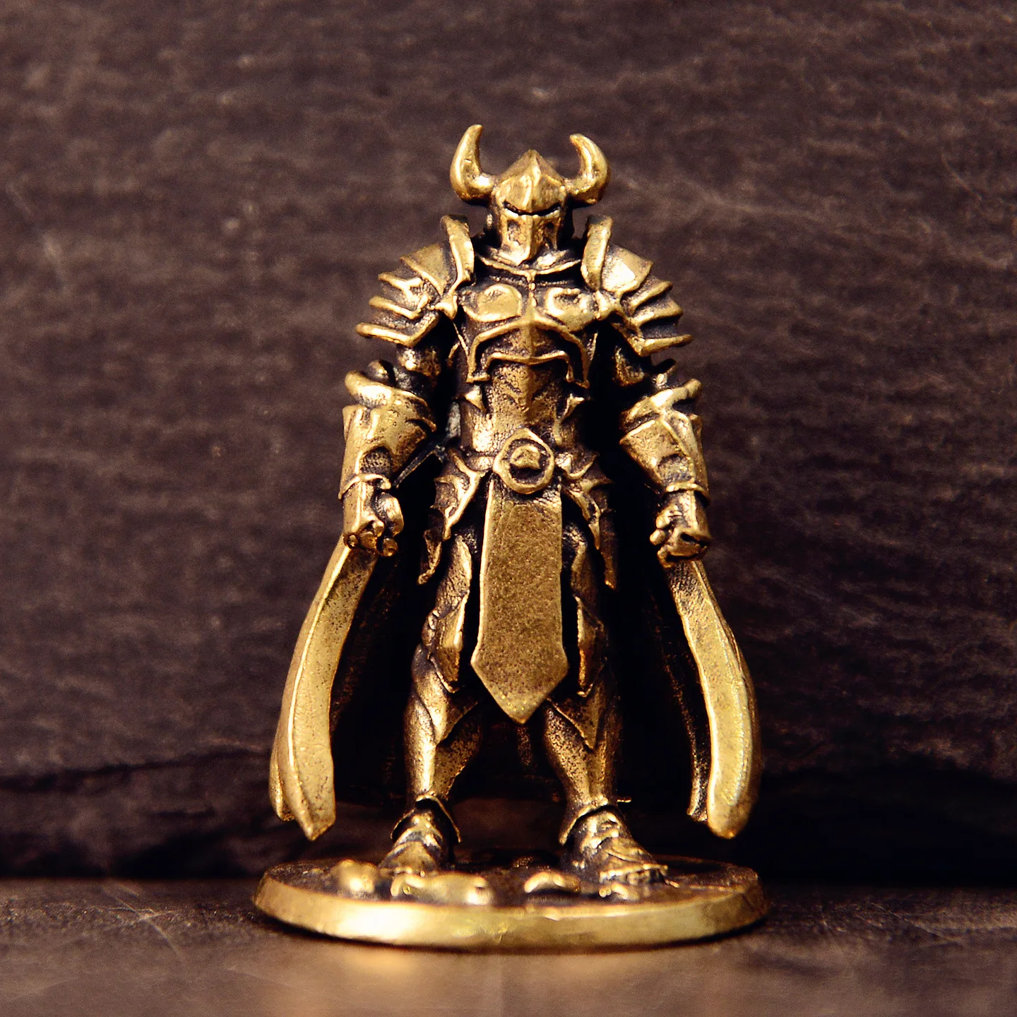 Armored Warrior Small Statue Retro Brass Charactor Figurines Miniatures Office Desktop Ornament Home Decoration Crafts Accessory