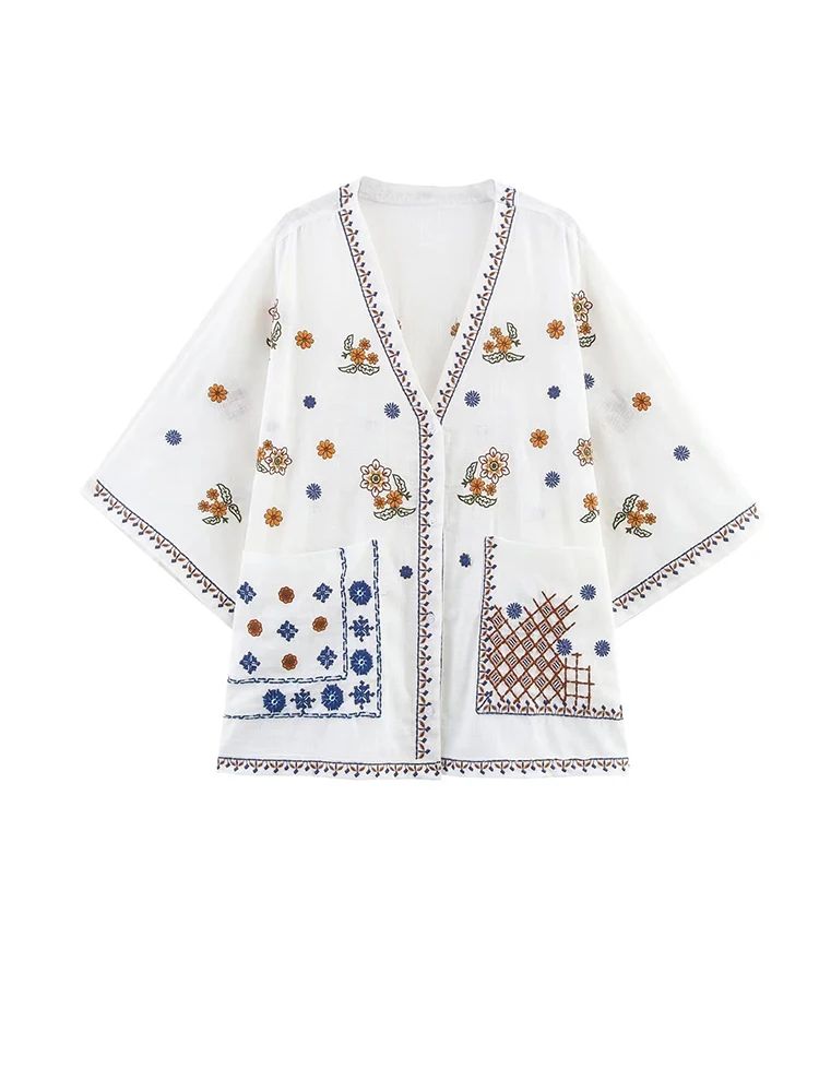 

Summer Loose Embroidery Floral Shirts Women V-neck Buttons Tops Blouses With Pockets