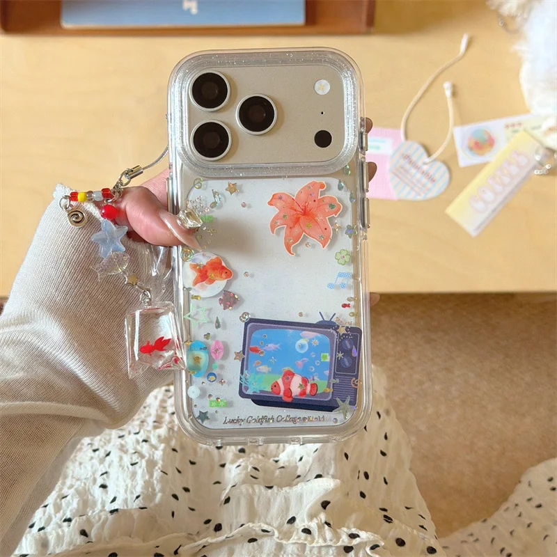 

Orange Retro Goldfish Phone Case For iPhone 17 16 15 14 Pro Max Glitter TV Flower Pattern Cute Charm Strap Protective Cover