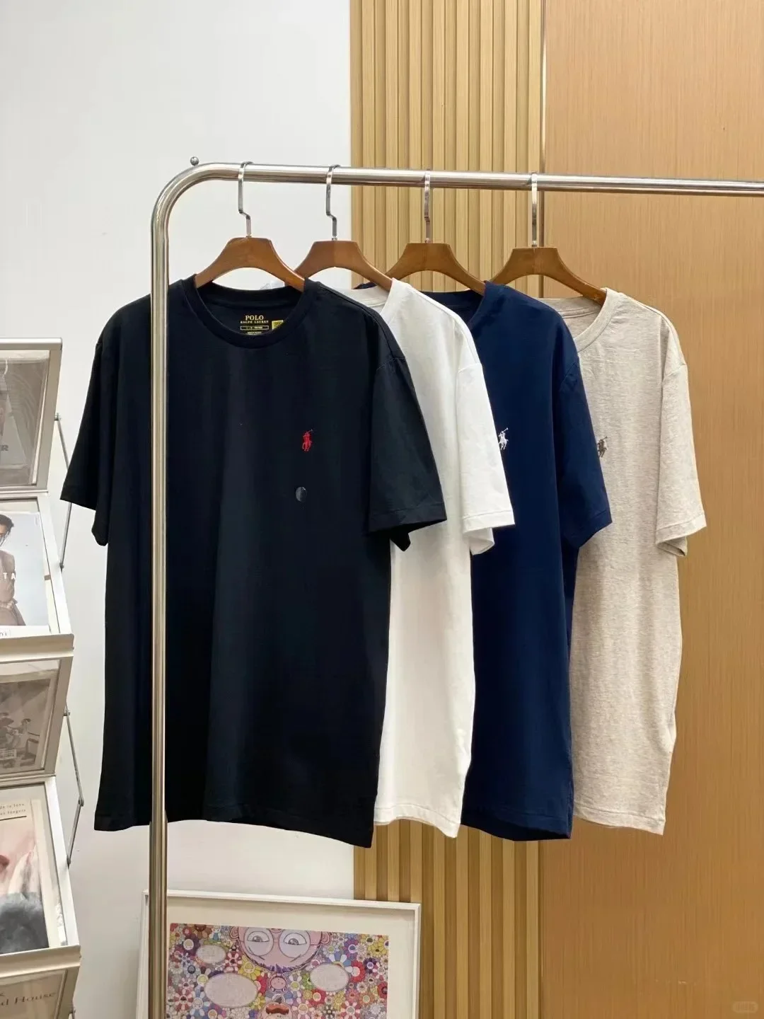 2025 الصيف الساخن بيع الأزياء الماركات الفاخرة الشارع العصرية الرجال 2025 جديد حار الملابس النسائية الملابس القطن الخالص مريحة #1