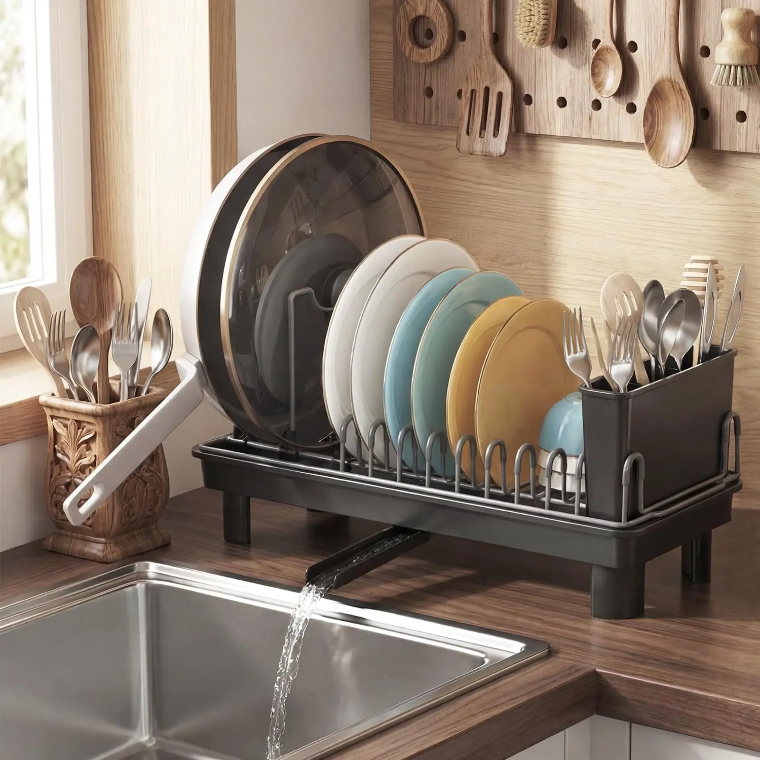 

Компактная сушилка для посуды из углеродистой стали, нержавеющая, для кухонной столешницы, с регулируемыми отверстиями для небольших пространств, черная