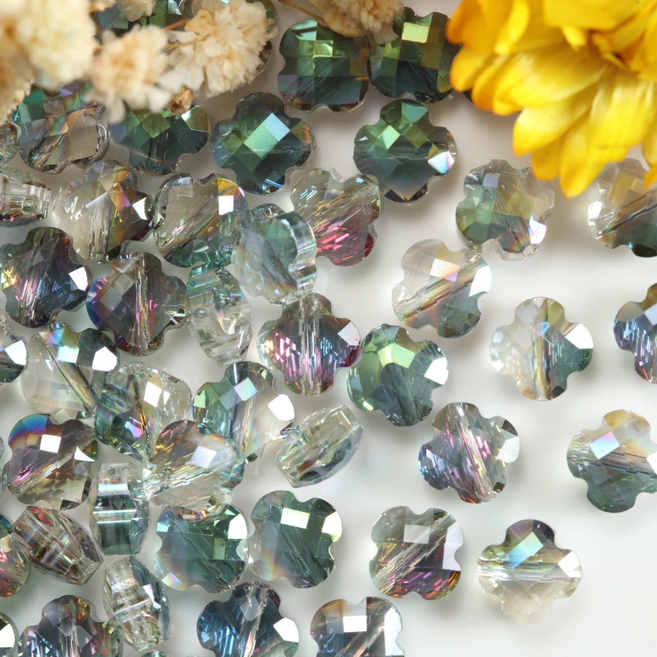 Four-leaf Clover Shape Crystal Glass Flat Pendant 8Mm Loose Bead Jewelry Making Earrings Necklaces Bracelet DIY Process