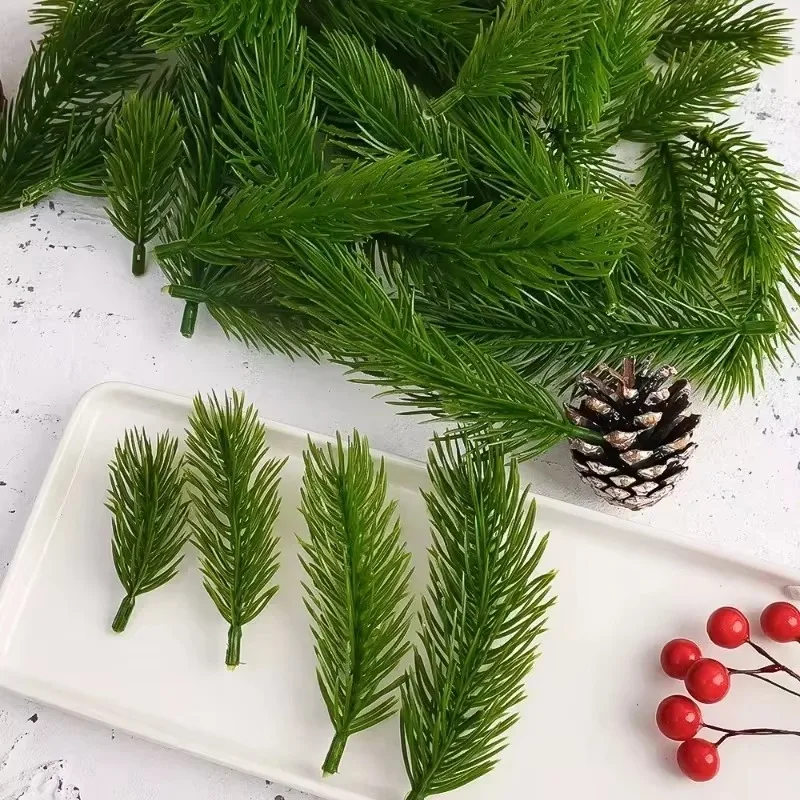 6-12cm 인공 소나무 바늘 크리스마스 장식 가짜 식물 지점 녹색 소나무 잎 DIY 크리스마스 트리 화환 장식 선물