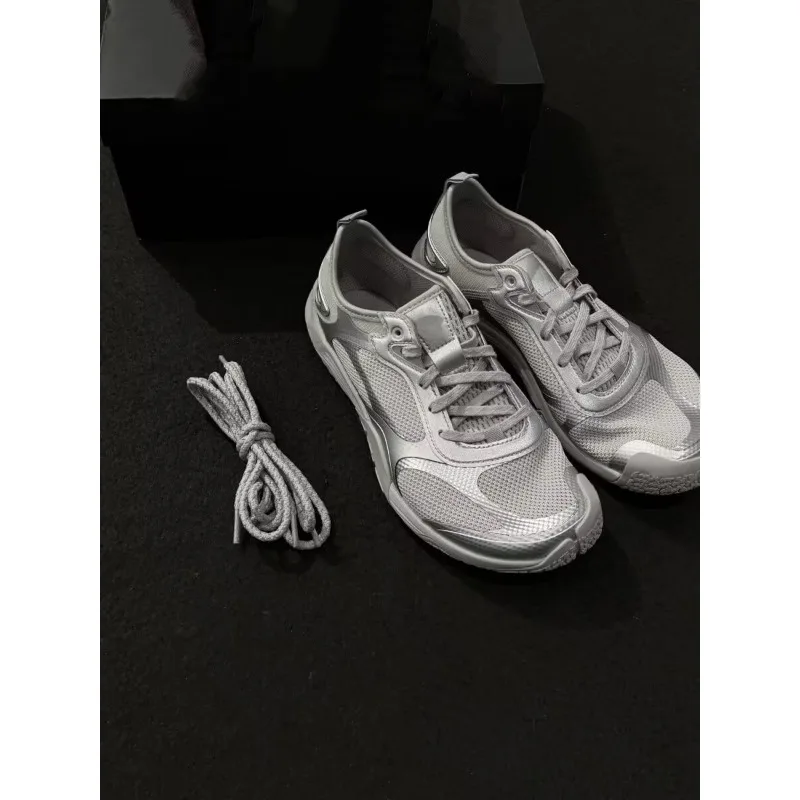 

Designer Brand Weight Lifting Shoes Comfortable Squat Shoe Good Quality Fitness Yoga Shoe Soft Bottom Gym Training Shoe Couples