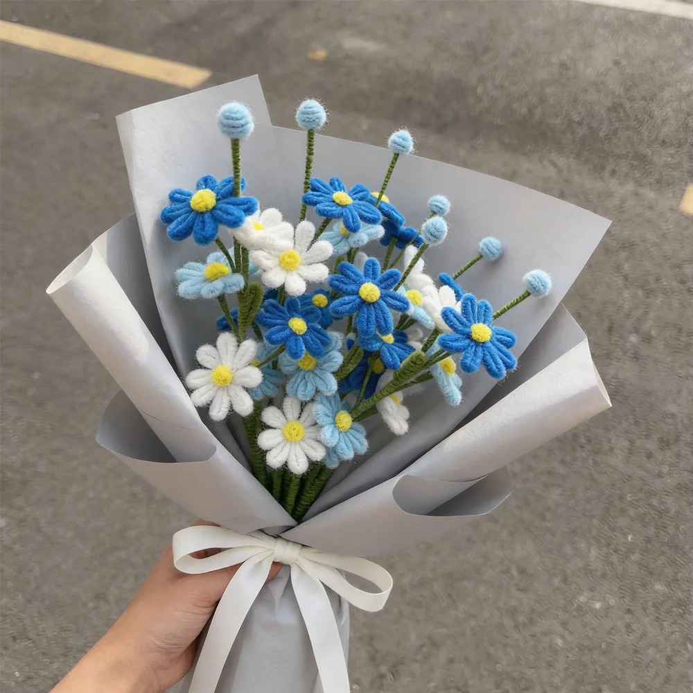 

3/5Pcs Twisted Rod Bouquet Daisy Bouquet Handmade Plush Flower Bouquet Pipe Cleaner Craft Flowers White Blue Daisy Flower Gift