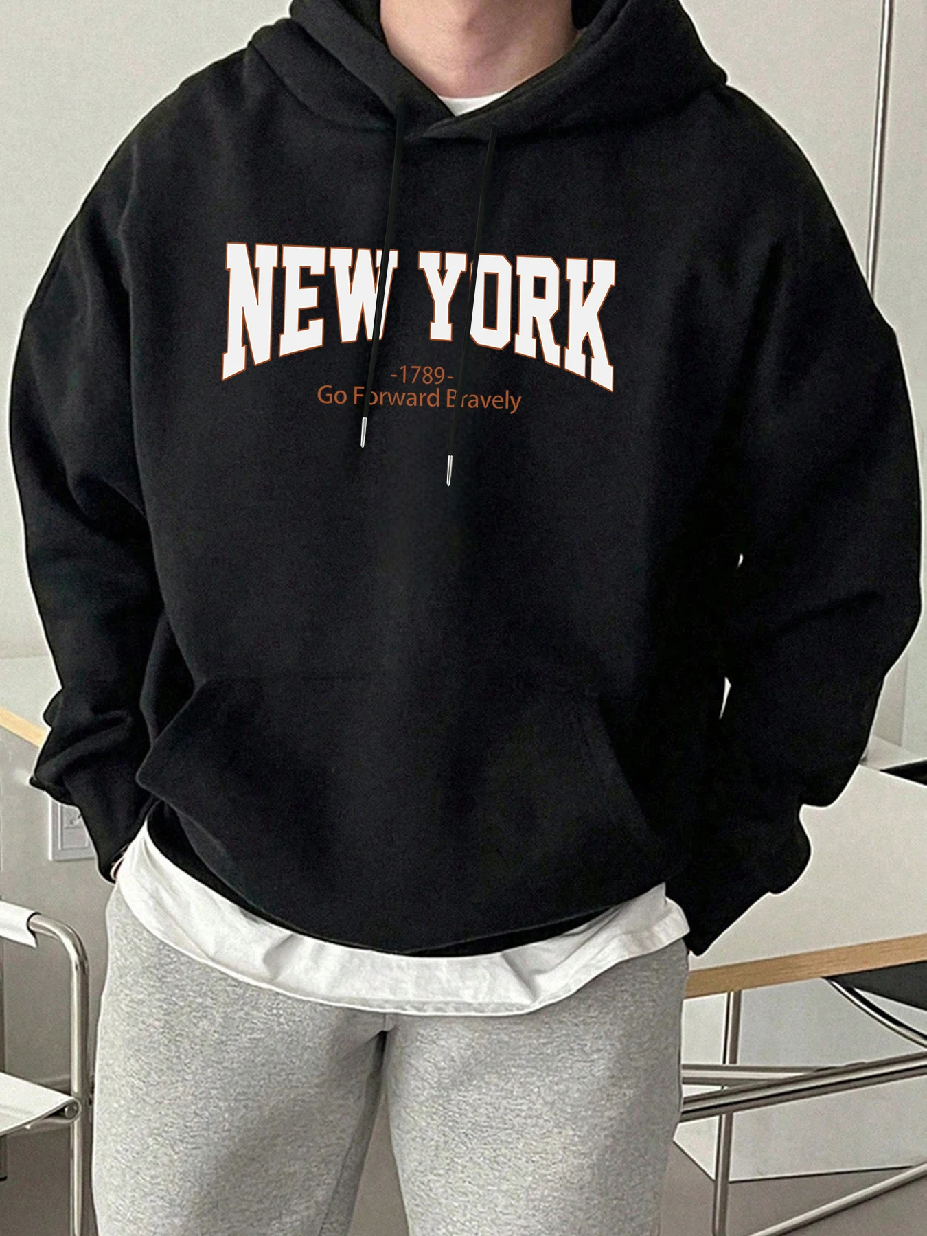 New York Go Forward Bravely Pattern Sportswear Herren-Hoodies aus weichem Fleece, lässige High-Street-Kleidung, lockere All-Match-Sweatshirts