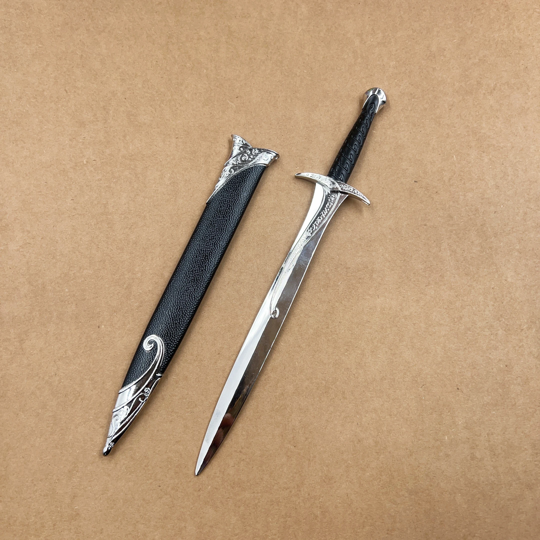 4-teiliges Schwertmodell-Set The LoTR Glamdring Aragorn Narthil Elfen Anduril Middle-Earth Vollmetall-Samurai-Schwert Schlüsselanhänger Geschenke Spielzeug