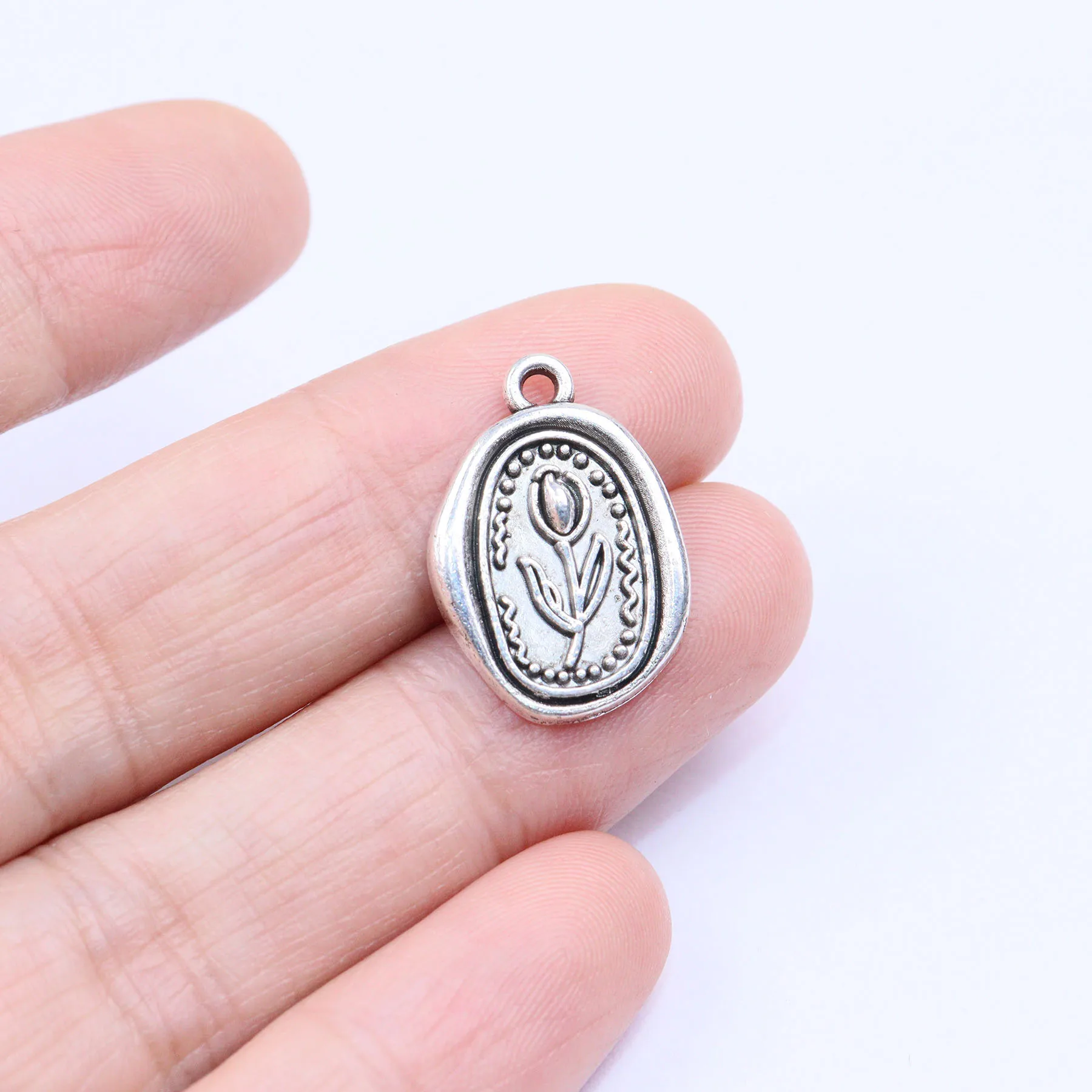 Eruifa 20pcs 14*17mm Rose Flower Plated Women's Girls Fashion Zinc alloy Charms Pendant Jewelry DIY Necklace 2 Colors