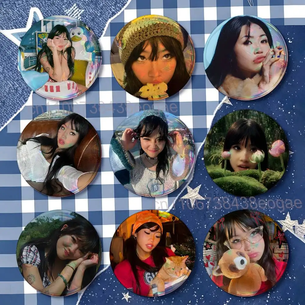 B-Beabadoobee-S Badges 25 32 44 58 75 mm Round Customizable Wholesale Fan goods Self-made fan freebies