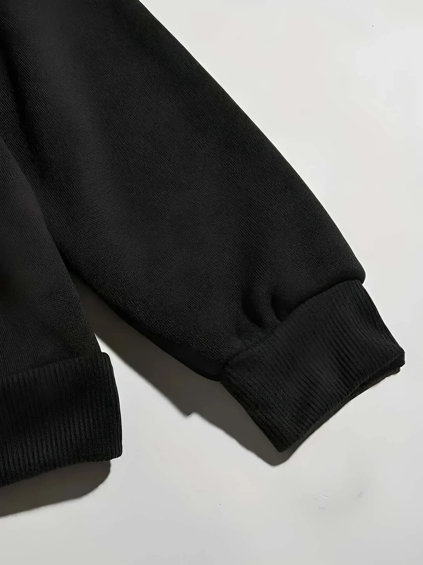 هودي كاجوال للربيع والخريف للرجال مع طباعة فراشة على الظهر، للجنسين، متوفر باللون الأسود