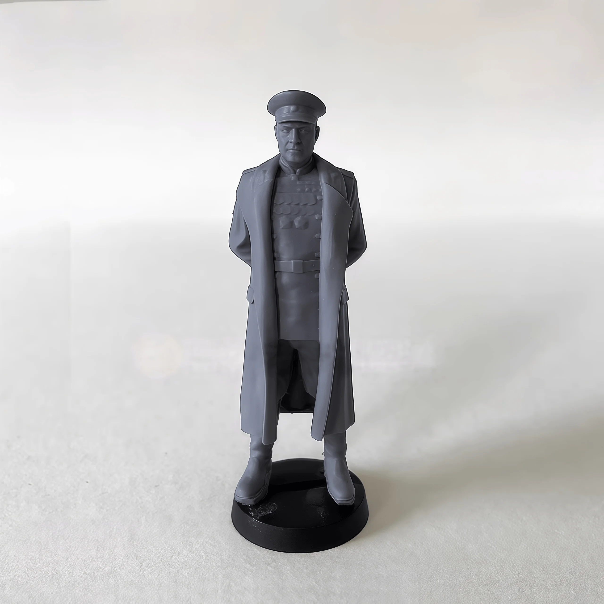 

1/35 Casting Resin Model Assembly Kit, GK， Marshal of The Soviet Union, Unpainted