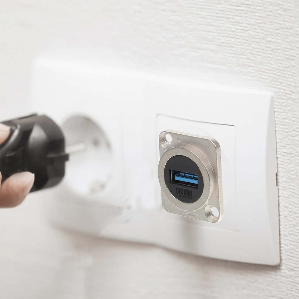 

USB Flush Mount Adapter Reinforced Shell Reliable Connection Coupler Panel Mount Easy Install USB