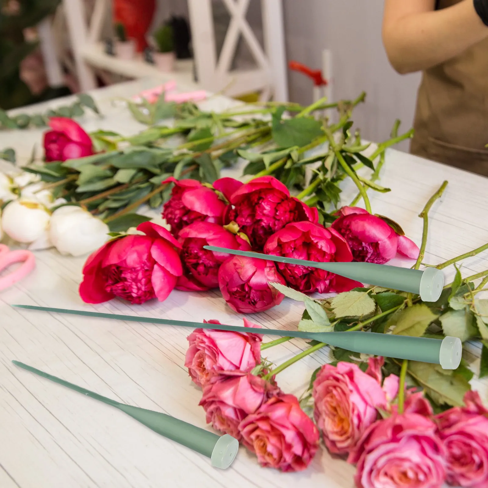 

50Pcs Floral Water Tubes Portable Plastic Flower Stem Vials Cap Pick Flower Arrangement Fresh Florist Supplies Preserving