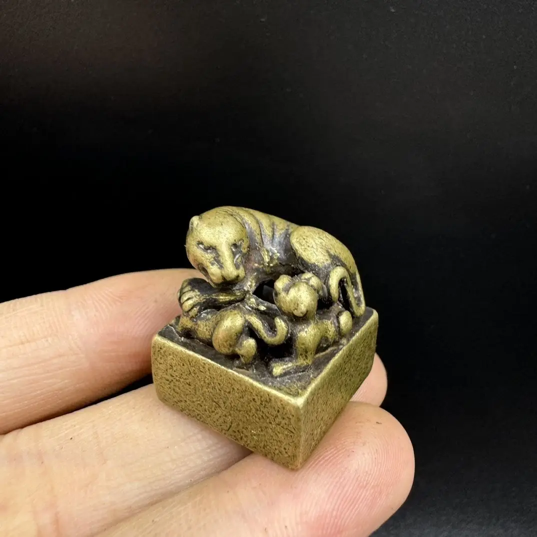 Tiger mom and baby Seal Stamp Statue Sculpture Figurines Home Garden Decoration Statues