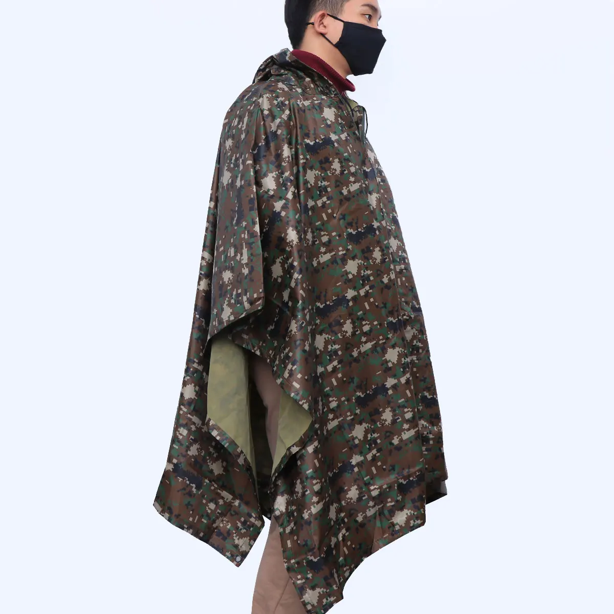 

Adults Multifunction Camouflage Rain Poncho Waterproof Scratch-Resistant Lightweight Polyester Rain Coat for Hiking Camping