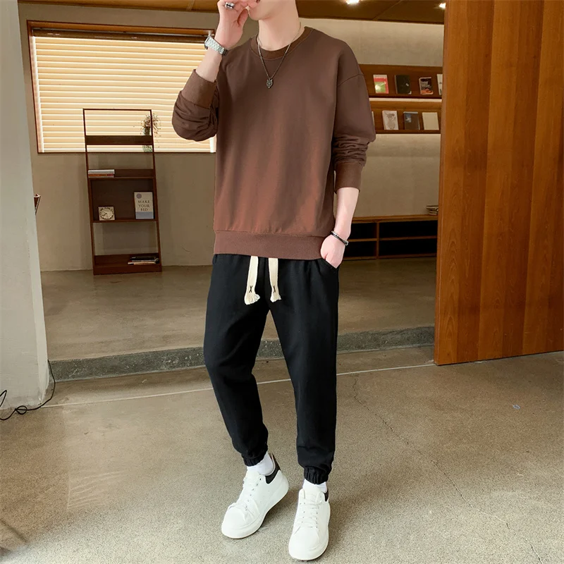 2 قطعة الرجال ربيع الخريف الجولة الرقبة البلوز Sweatpants مجموعة موضة تي شيرت رياضي بانت الذكور موضة الدافئة ملابس رياضية كاجوال البدلة