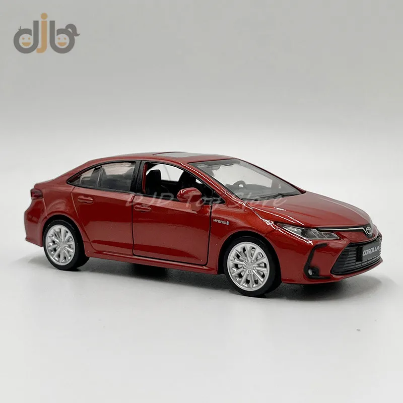 1:32 Diecast Metal Super Car Model Toy Corolla Pull Back With Sound & Light