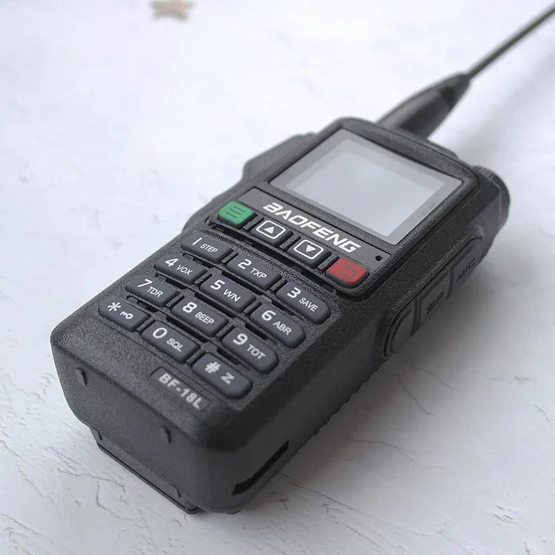 جهاز اتصال لاسلكي محمول طويل المدى ، مطابقة تردد بنقرة واحدة ، محطة راديو خارجية FM ، 50 ، شحن tpye-c