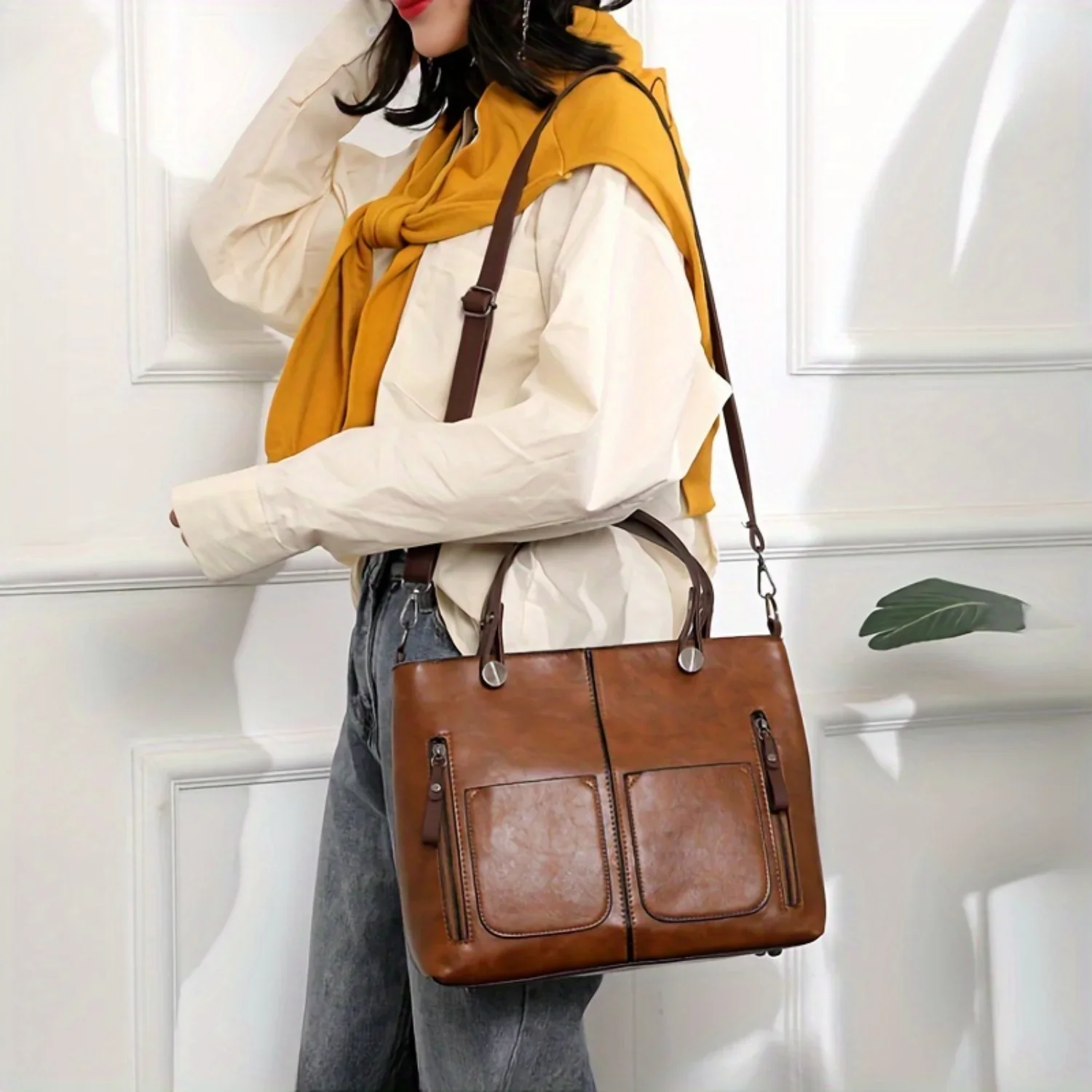 

Vintage Brown Shoulder Bag, Classic Solid Color Textured Handbag For Women, Versatile Commuter Bag
