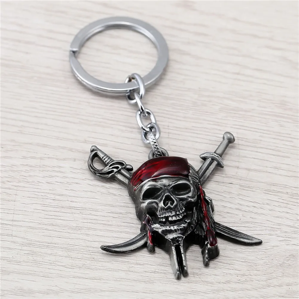 Niche Creative Trend Simple New Personalized Pirate Captain Keychain Mask Skull Skull Men's Jewelry Keychain