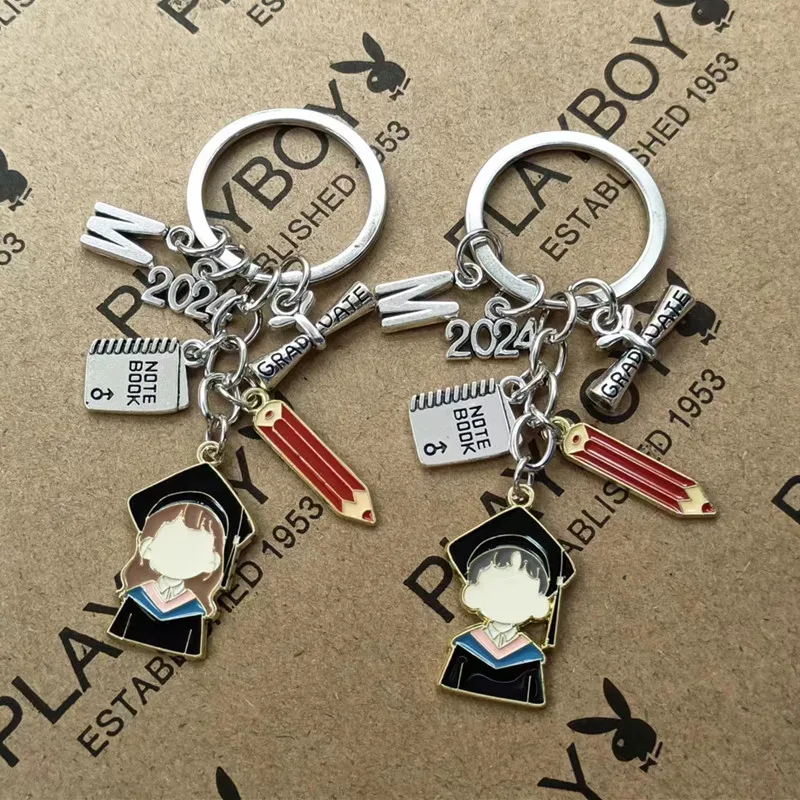 

2024 New A-Z Graduation Ceremony Keychain, Cute Enamel Doctor Hat Keychain Commemorative Graduation Ceremony