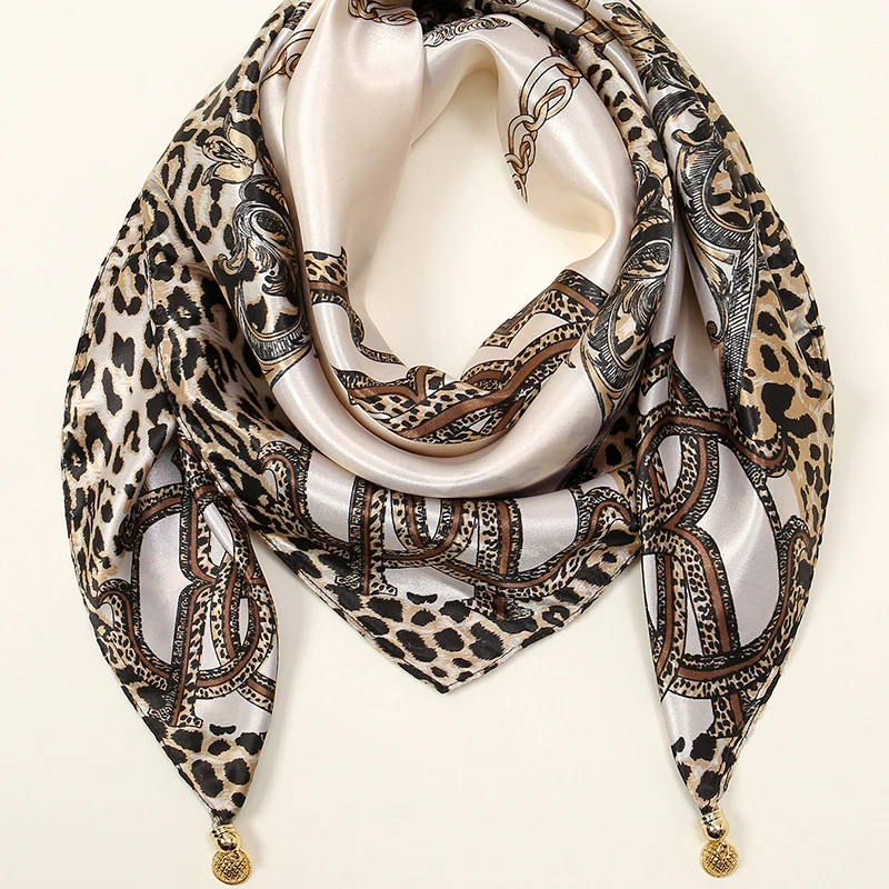 Leopard Chain Printed Magnetic Square Scarf Women Satin Silk Muffler New Style Neckerchief Ladies Casual Simple scarves Bandelet