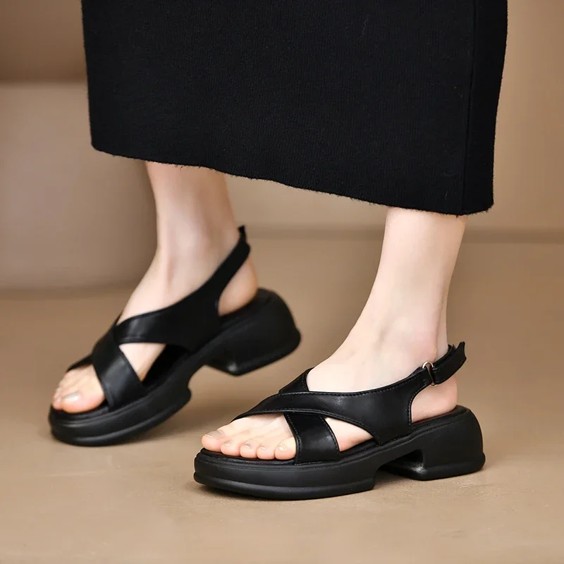 2024 new black giant soft giant comfortable muffin thick base simple fashion increase Roman sandals women