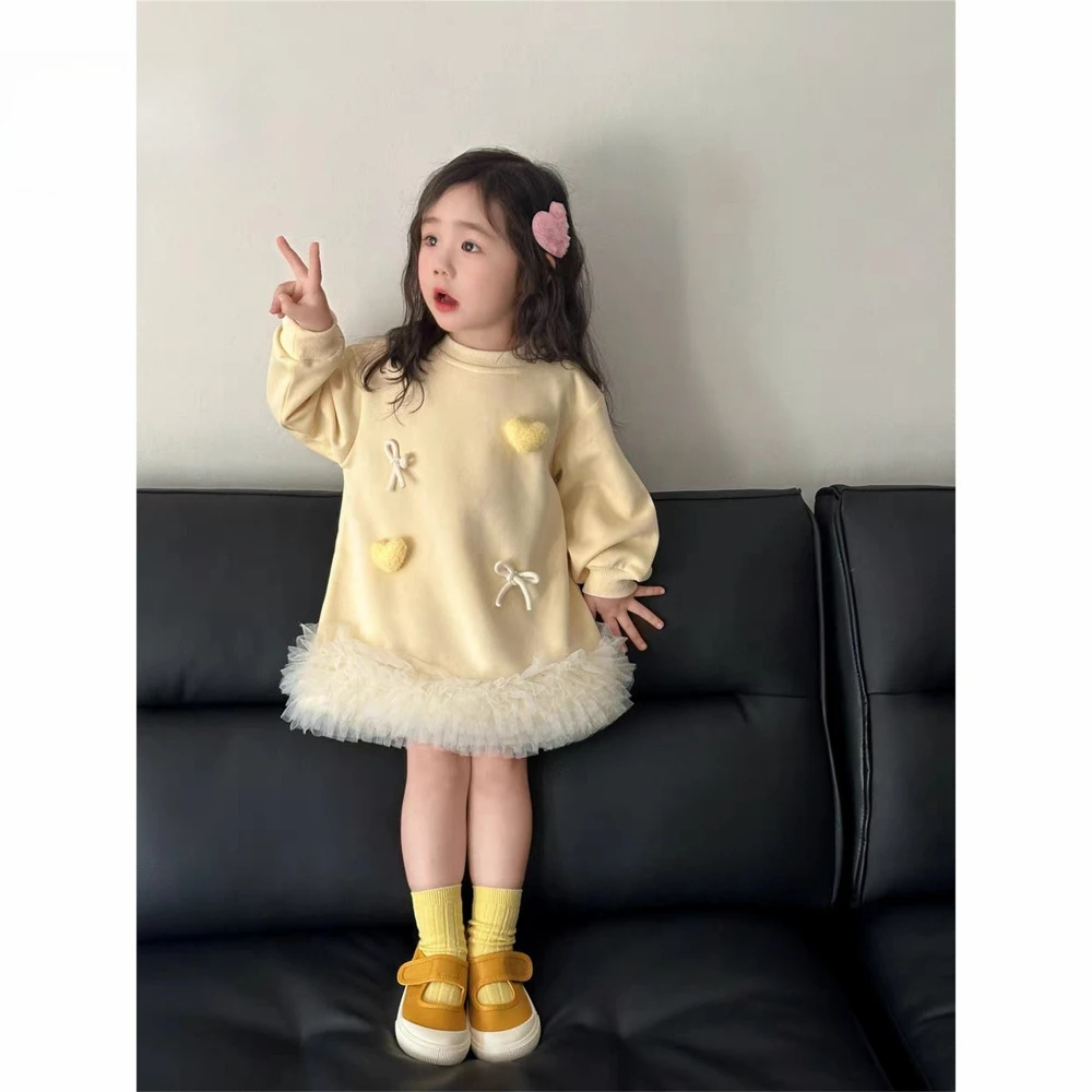 

Spring and Autumn 2025 New Girls' Clothes Yellow Cute Long Sleeved Sweatshirt Lace Fluffy Dress Bow Love Decoration