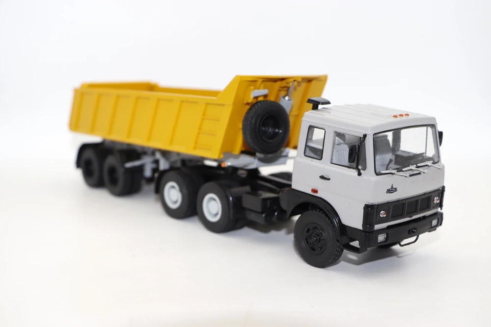 NEW 1:43 Scale MAZ-6422 with MAZ-9506-20 USSR Truck For collection gift