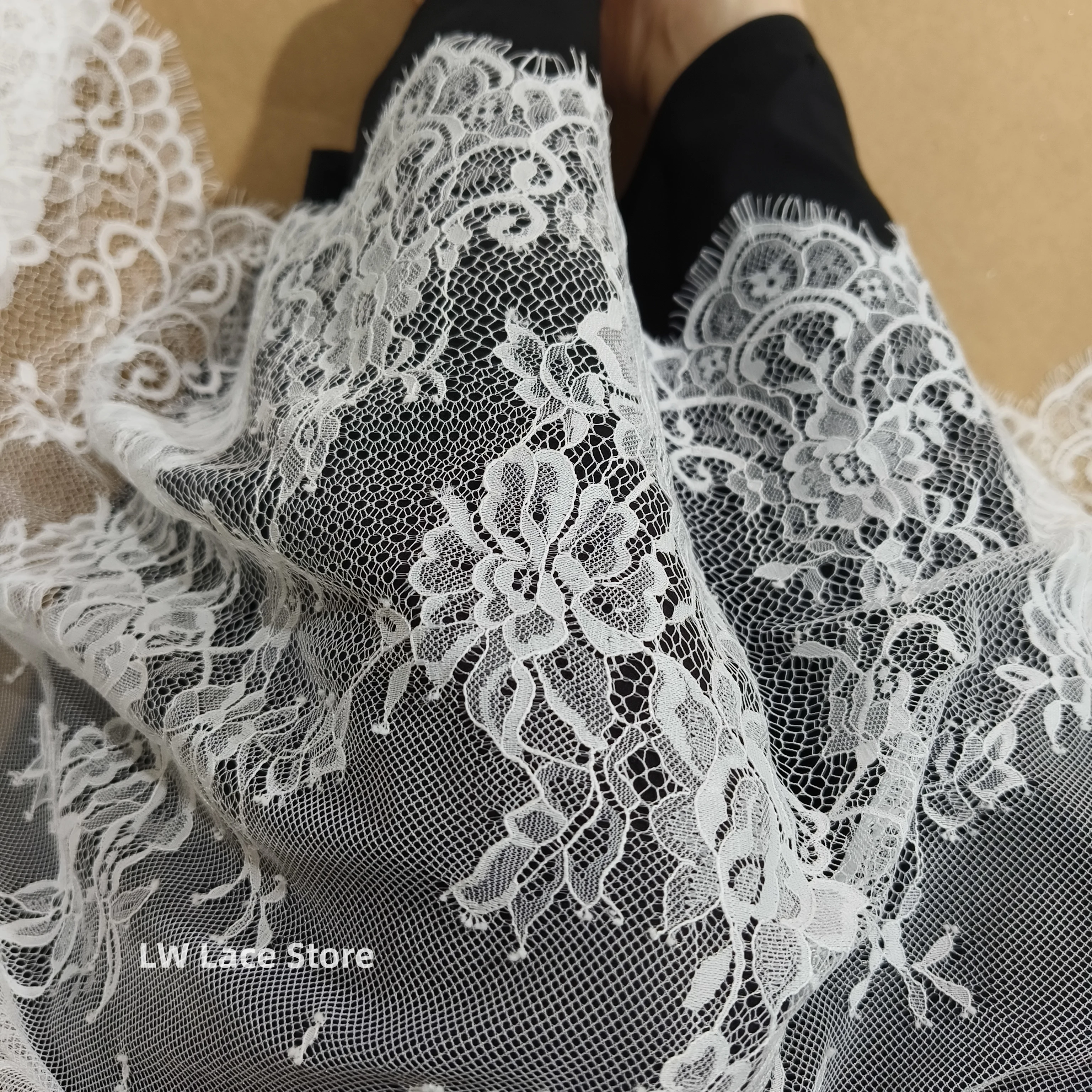 Wholesale Price Women Gowns Lace Off Whtie Design Wedding Dress Lace Fabric Eyelash French Lace 1.5x3 Meters/Piece